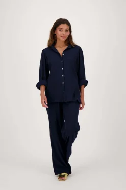 zusss blouse in crinkle stof donkerblauw