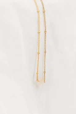 zusss ketting met bloemsteentje creme/goud