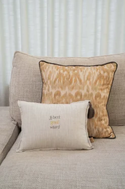 zusss kussen ikat print 45x45cm oker/ecru