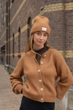 zusss muts met kabel camel