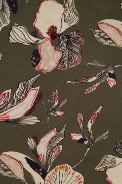 zusss turtle top met iris bloemen print donkergroen